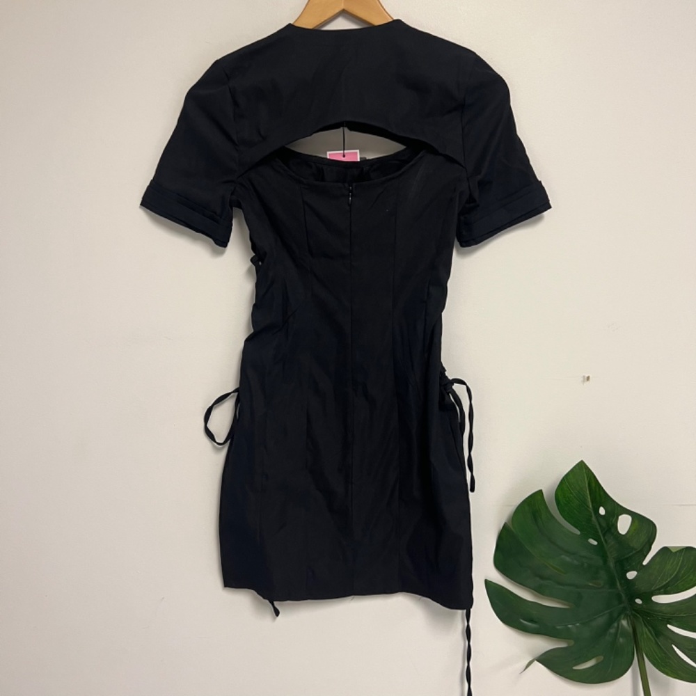 prettylittlething Black Woven Lace Up Detail Bodycon dress - Picture 6 of 6